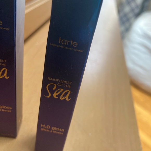 Tarte Rainforest Of The Sea H2O Gloss 4mL / 0.135 fl oz Color: Zipline - Picture 5 of 7